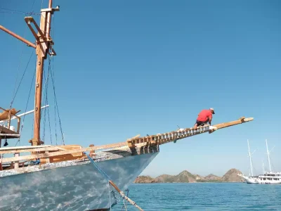 Boat Service Image 3